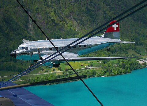 Im Fadenkreuz der Spanndrähte unserer An-2.