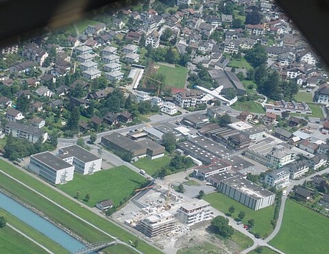 Aus der AN-2 können wir den Start der Constellation beobachten.
