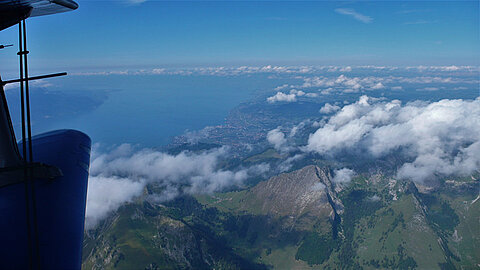 Umgebung Rochers de Nays mit Genfersee auf 10000ft.