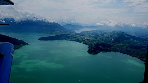 Zugersee mit der Rigi.