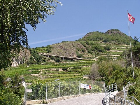 Besichtigung des unterirdischen Sees bei St.Léonard.