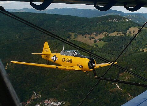 Americanische Trainingsflugzeug.