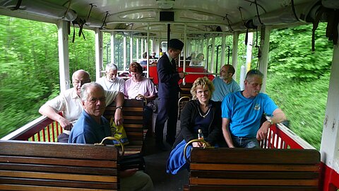 Fahrt mit der Kindereisenbahn in Budapest.