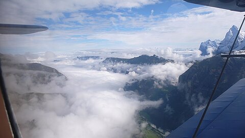 Nebel über dem Lauterbrunnental.