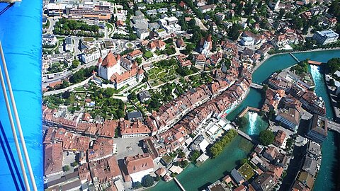 Über der Stadt Thun.