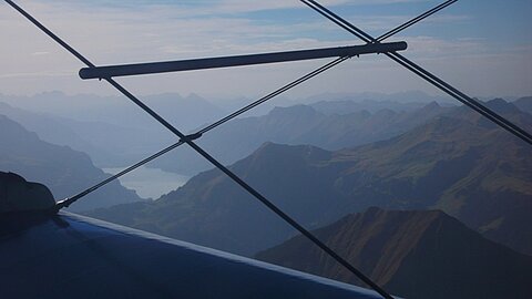 Im Gegenlicht, Blick in Richtung Brienzersee.