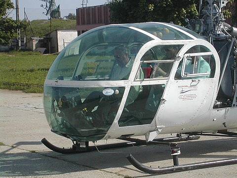 Unsere Passagiere nehmen an einem Heliflug teil.