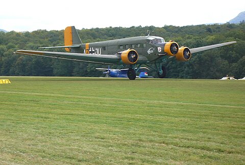 Start der Junkers Ju-52 aus Frankreich.