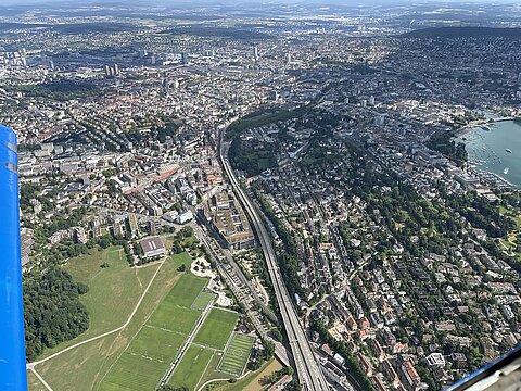 Über der Stadt Zürich