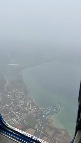 Dichter Nebel über Erlach.