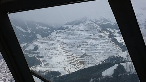 Die Ortschaft Eisenerz westlich vom Semmerring.