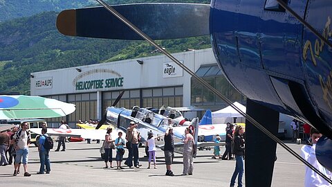 Ein weiterer alter Oldtimer, Pilatus P-2.