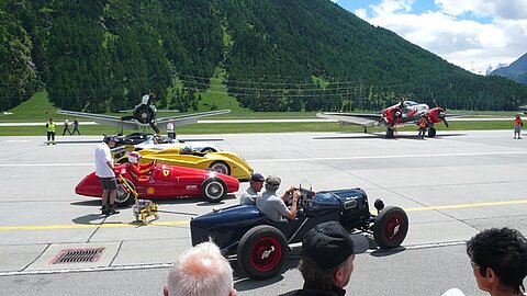 Flitzige Sportwagen aus den 50-er Jahren.