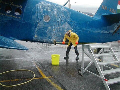 #01_Reinigung An-2 17.1.04