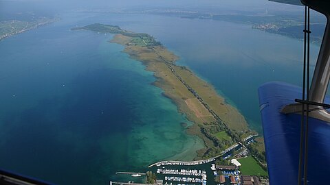 Bielersee kurz vor der Landung in Grenchen.