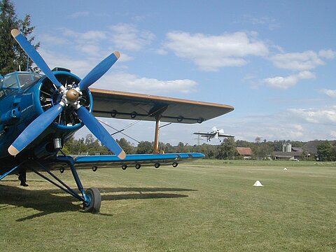 Flugplatzfest in Biel-Kappelen.