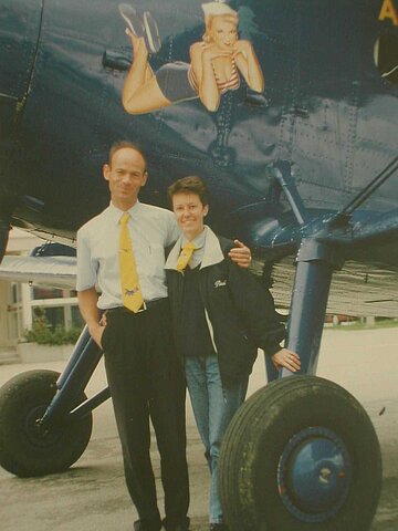Pilot Christoph und AVS-Kassierin Brigitte.