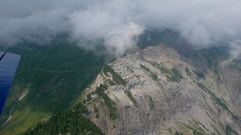 Hangwolcken am Brienzerrothorn.