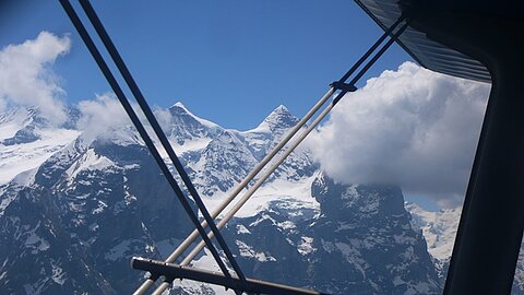 Zwei Alpenflüge bei Sonnenschein, 27.5.2017