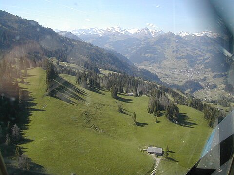 Im Anflug auf Saanen.