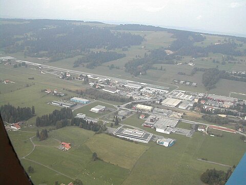 Der Flugplatz ist in Sicht.
