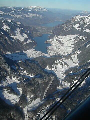 Lungernsee und Sarnersee.