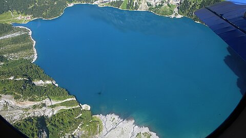 Oeschinensee im Kandertal.