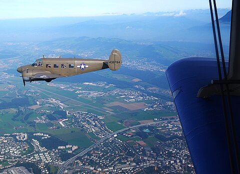 Unten Flugplatz Emmen.