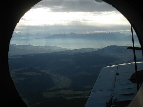 Bildmitte Stockhorn.