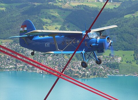 Aus dem Nachbarflugzeug fotografiert.
