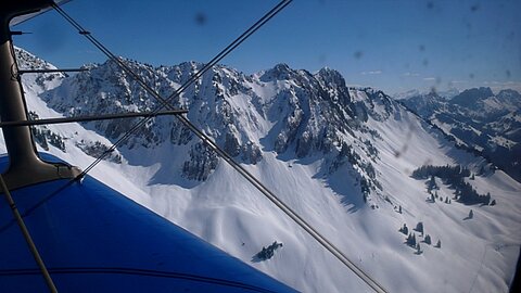 Auf dem zweiten Flug in Richtung Schwarzsee.