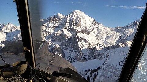 Blick von der Co-Piloten Seite gesehen.