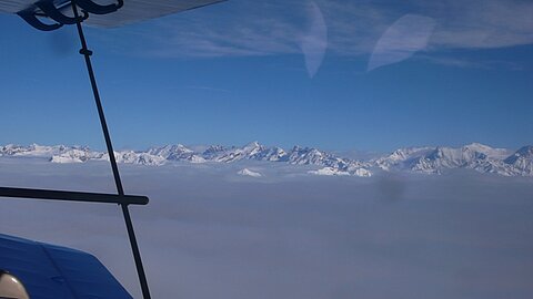 Bildmitte Titlis.