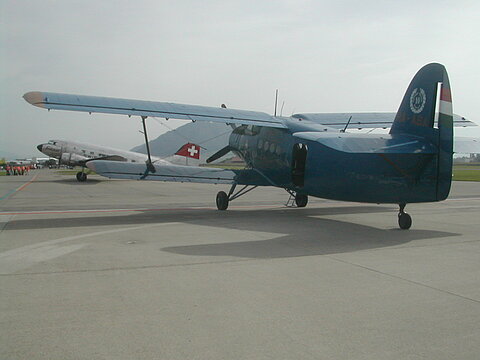 Die AN-2 zurück in Bern-Belpmoos.