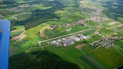 Flugplatz Ecuvilens.