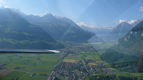 Blick zurück in Richtung Glarus.