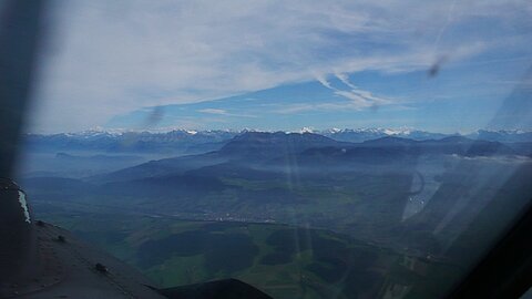 Wir sind im Anflu zum Stanserhorn mit Blick auf den Pilatus.