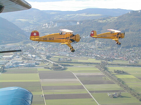 Wir treffen auf zwei Bücker Jungmeister.