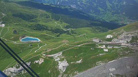 Über die kleine Scheidegg.