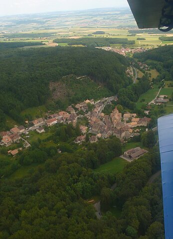 Ein malerisches Dorf Baulmueswestl. von Yverdon.
