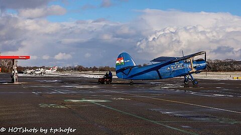 Antonov wird bereit gemacht.