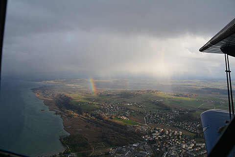 Regenbogen am Neuenburgersee.