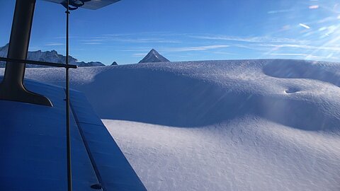 Petersgrat dahinter das Bietschhorn.