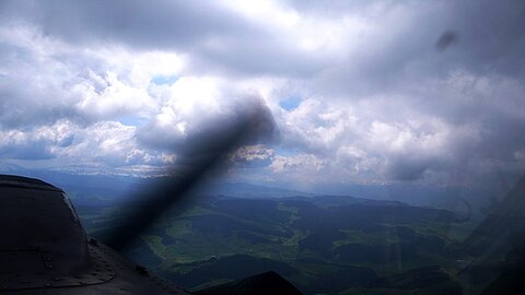 Wolken über den Alpen.