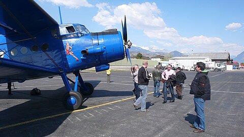 Auf dem Flugplatz Sion bereit für den Rückflug.
