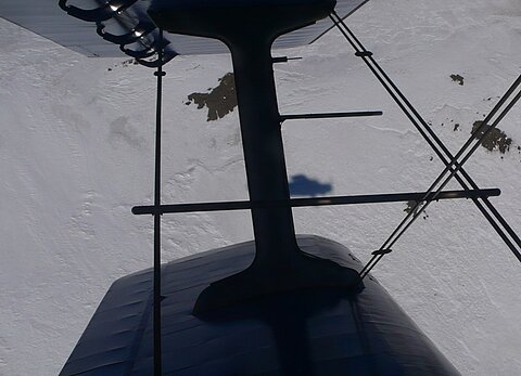 In Formation der Schatten unserer An-2.