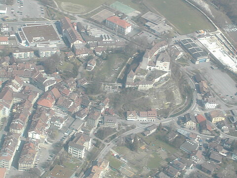Das Städtchen Burgdorf als Einflugpunkt nach Grenchen.