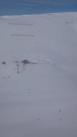Traumhaftes Wetter nicht nur zum fliegen auch zum Skifahren.