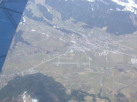 Alter Militärflugplatz Zweisimmen.