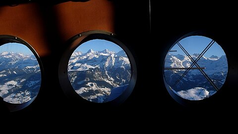 Durch die fenster der An-2 gesehen.